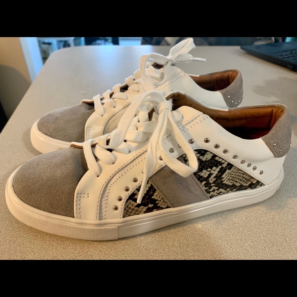 Steve Madden Sneakers